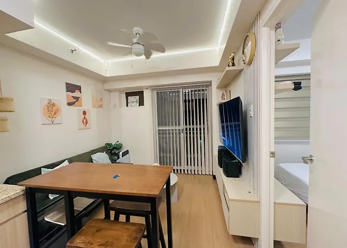 Apartahotel Staycation In Quezon